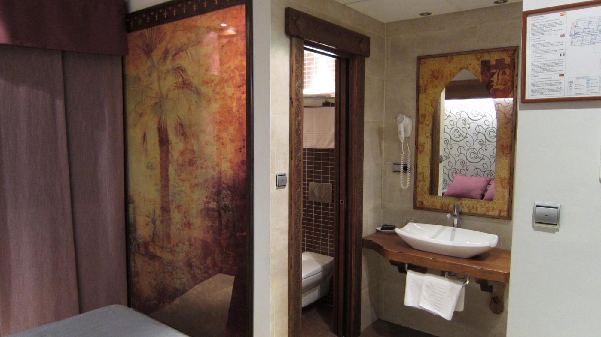 Hotel La Brasa Vélez de Benaudalla エクステリア 写真